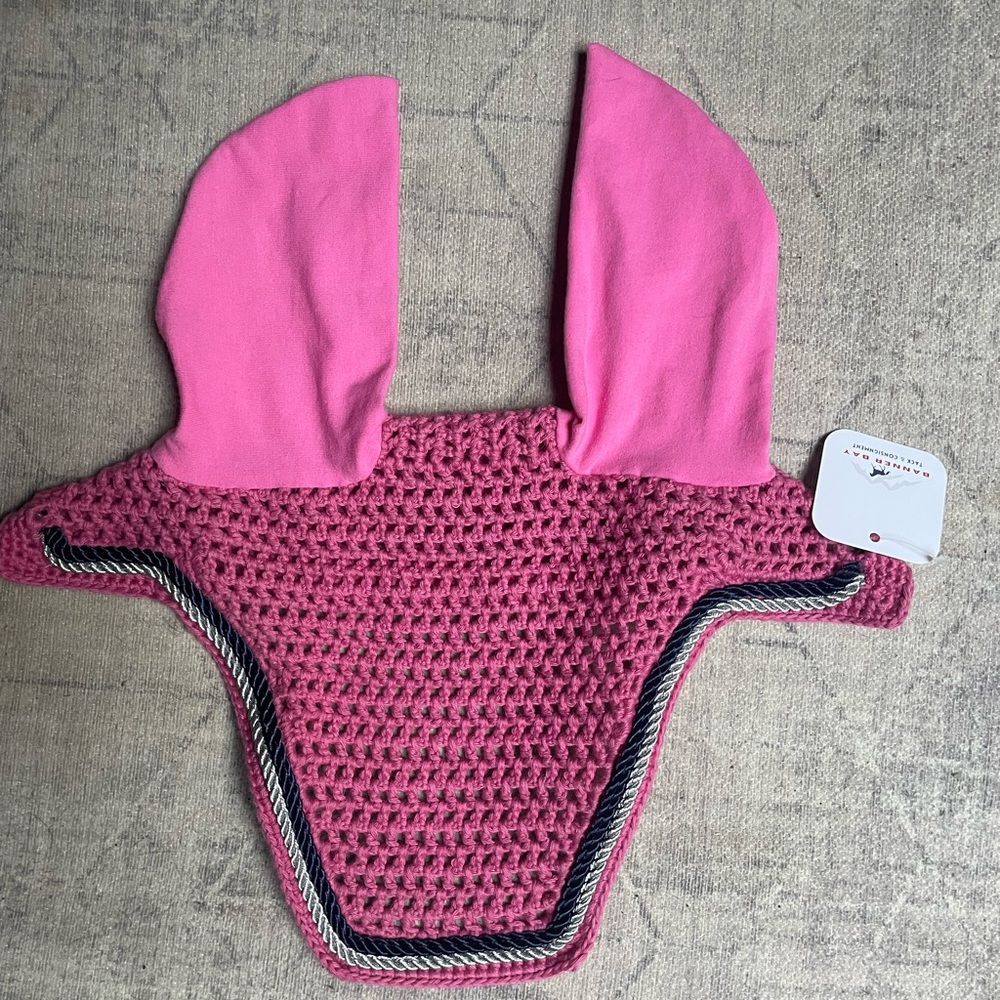 Horse Pink Fly Bonnet